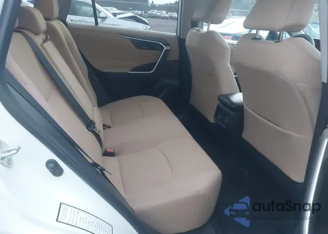 2022 Toyota Rav4 Le z USA, uszkodzony, nr VIN 2T3F1RFV5NC301463